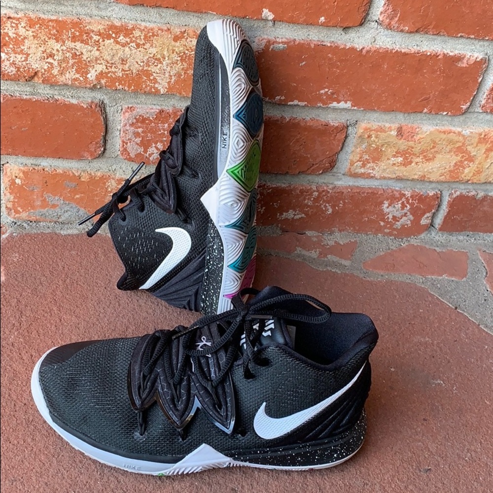 Nike Kyrie 5